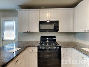 6542 Augustus Magee in San Antonio, TX - Building Photo - Building Photo