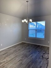 8913 SW 42nd St in Oklahoma City, OK - Building Photo - Building Photo