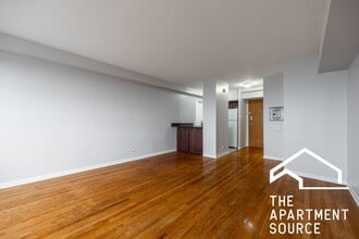4180 N Marine Dr, Unit 1206 in Chicago, IL - Foto de edificio - Building Photo