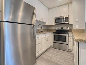 6358 Rancho Mission Rd in San Diego, CA - Building Photo - Building Photo