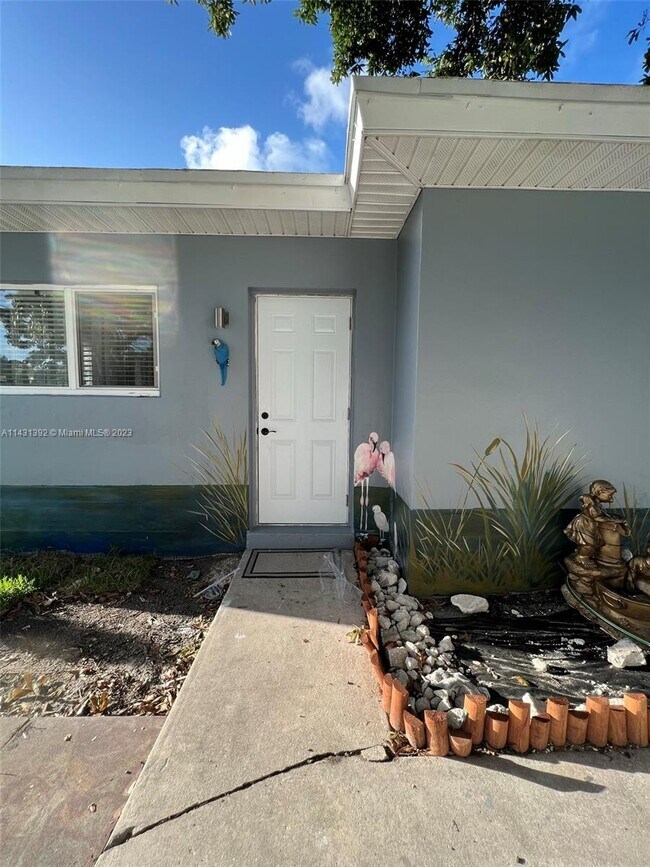 1509 N Andrews Ave in Fort Lauderdale, FL - Building Photo - Building Photo