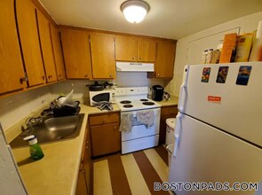 524 Putnam Ave, Unit 1 in Cambridge, MA - Foto de edificio - Building Photo