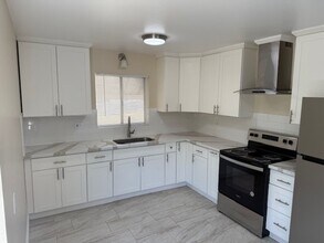 551 Sonoma Ave in Rodeo, CA - Building Photo - Building Photo
