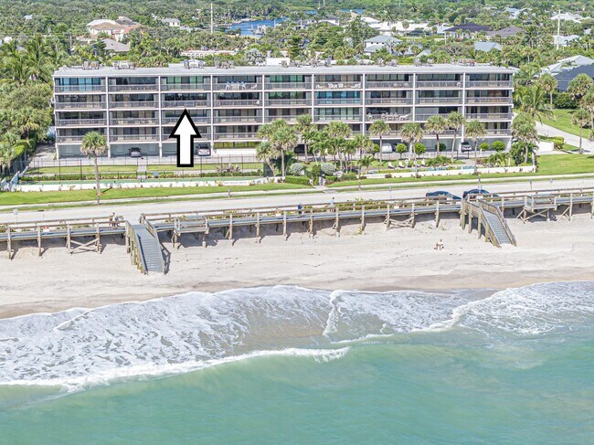 4141 Ocean Dr in Vero Beach, FL - Building Photo - Building Photo