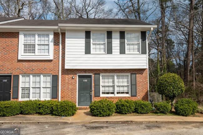 1190 Mars Hill Rd in Watkinsville, GA - Building Photo - Building Photo