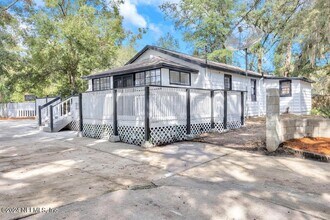 5905 Diamond St in Jacksonville, FL - Building Photo - Building Photo