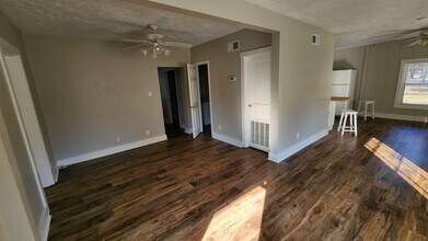 5930 S New Hope Rd in Nashville, TN - Building Photo - Building Photo