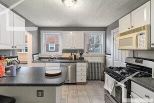 89 Colborne Rd, Unit 2 in Boston, MA - Building Photo