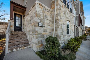 9623 Towne Lake Pkwy in Houston, TX - Building Photo