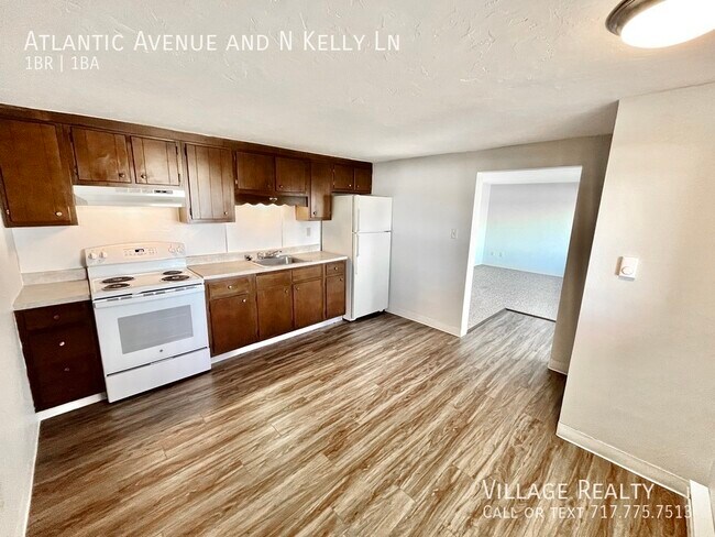 684 Atlantic Ave-Unit -#6 in Red Lion, PA - Building Photo - Building Photo