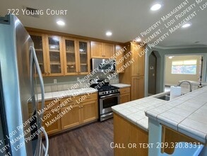 722 Young Ct in Galt, CA - Building Photo - Building Photo