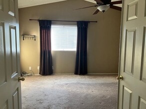 16285 Barbee St in Fontana, CA - Building Photo - Building Photo