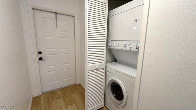 property at 804 Mohawk Pkwy