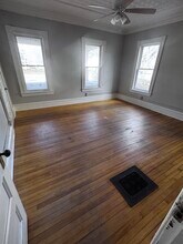 220 Broad St in Claremont, NH - Building Photo - Building Photo