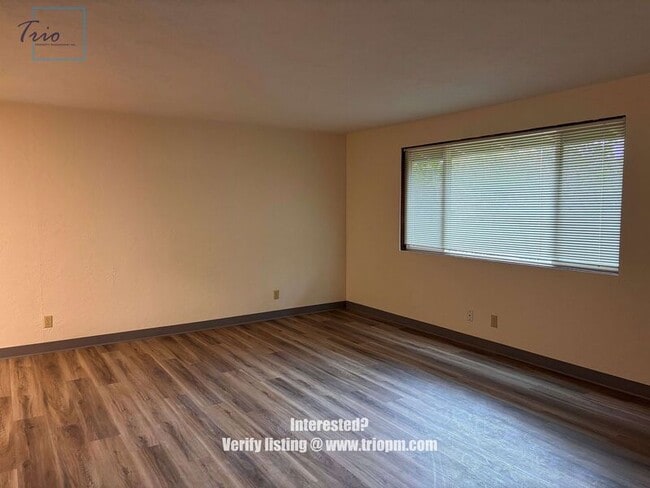 2600 Onyx St in Eugene, OR - Building Photo - Building Photo