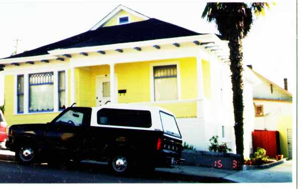 92 N Fir St in Ventura, CA - Foto de edificio - Building Photo