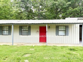 7012 W Holtdale Ln in North Little Rock, AR - Building Photo