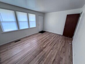 134 Campbell Pl in La Vergne, TN - Building Photo - Building Photo