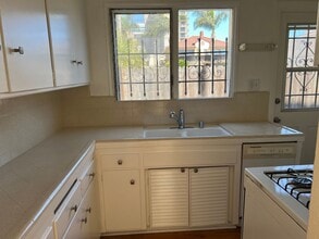 1616 E Ocean Blvd in Long Beach, CA - Building Photo - Building Photo