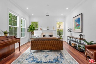 4110 Prado De Los Zorros in Calabasas, CA - Building Photo - Building Photo