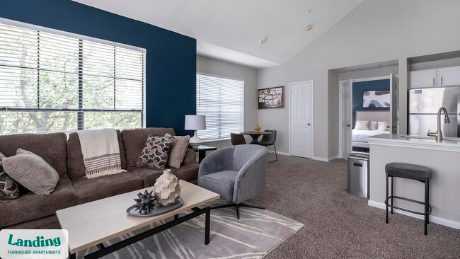 2323 Eldridge Pkwy in Houston, TX - Building Photo - Building Photo