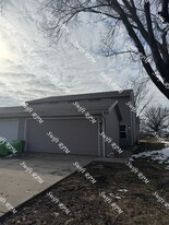 315 Washington St in Baldwin City, KS - Building Photo