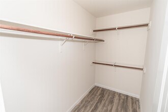 5452 Quail Cove Ln in Houston, TX - Building Photo - Building Photo