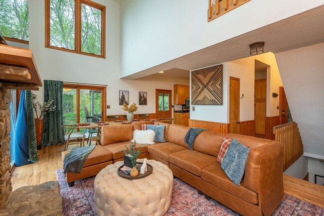 36 Randall Dr