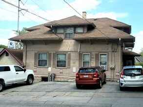 3521 Leavenworth St, Unit Upper Unit in Omaha, NE - Building Photo - Building Photo