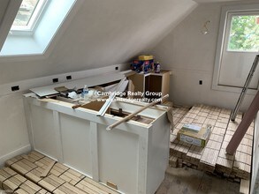 343 Beacon St-Unit -Apt 3 in Somerville, MA - Building Photo - Building Photo
