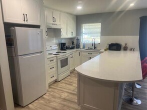 3200 Park Ln in Boynton Beach, FL - Building Photo - Building Photo