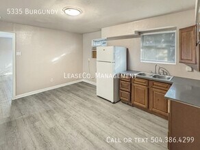 5335 Burgundy St in New Orleans, LA - Building Photo - Building Photo