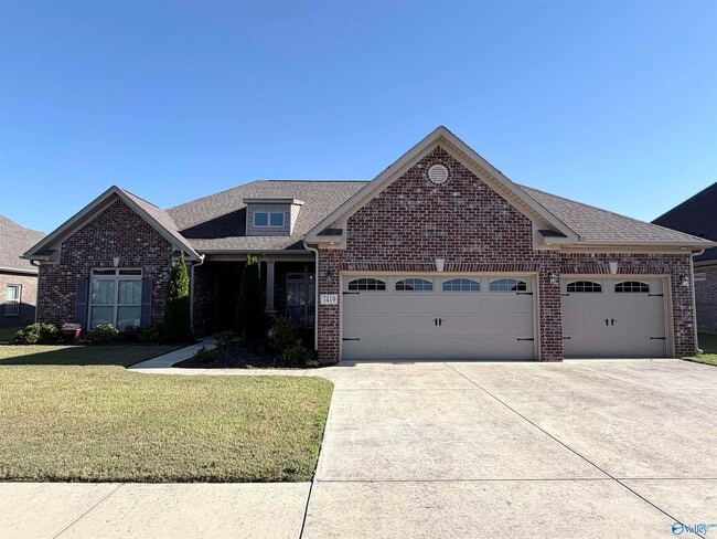property at 7419 Flint Xing Cir SE