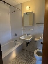 745 Sea St in Quincy, MA - Building Photo - Building Photo