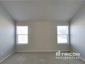 936 Deer Valley Dr in Weatherford, TX - Building Photo - Building Photo