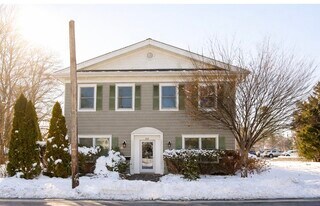 101 Main St, Unit B in Farmingdale, NJ - Building Photo