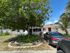 2621 NE 9th Terrace in Pompano Beach, FL - Building Photo