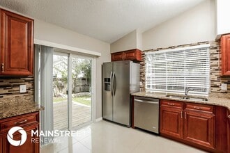 9941 Surrey Ridge Rd in Orlando, FL - Foto de edificio - Building Photo