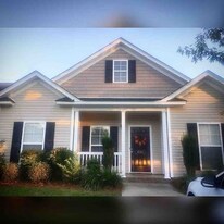 213 Windsor Trace Dr in Columbia, SC - Building Photo