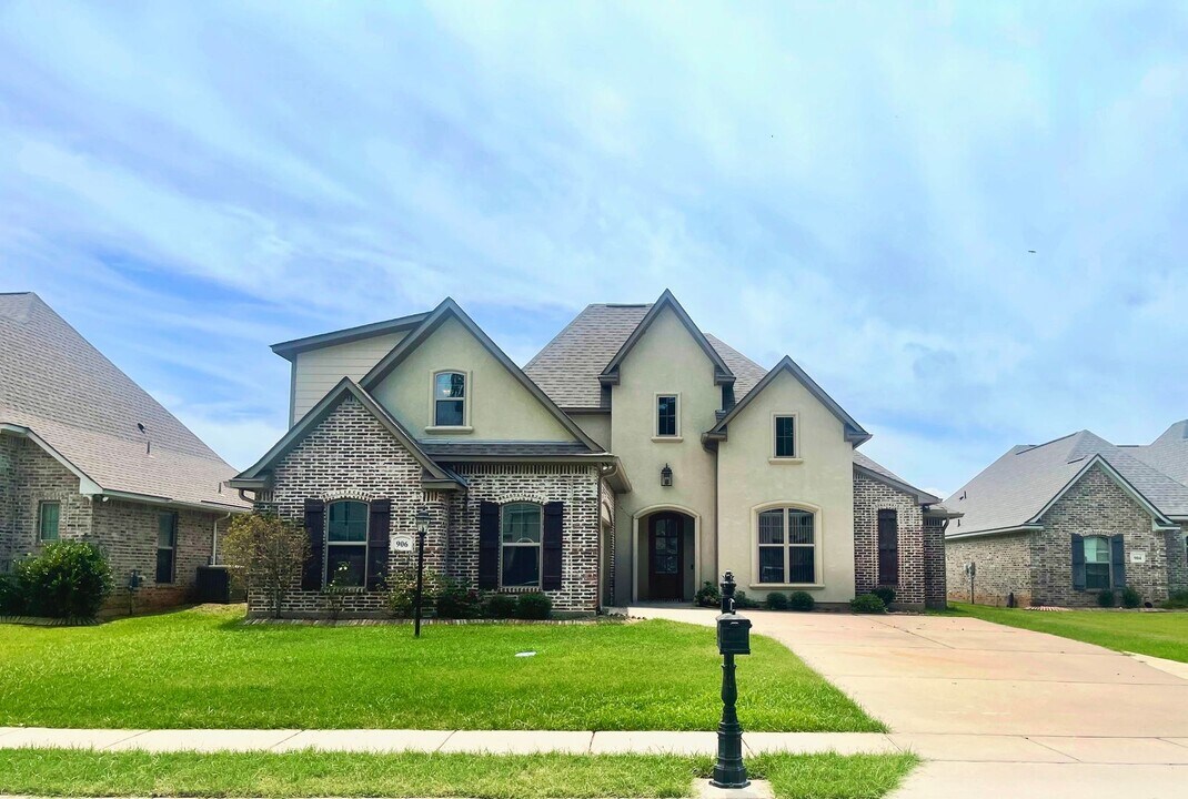 906 Antler Dr in Haughton, LA - Building Photo