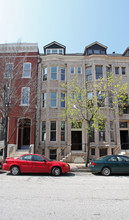 836 Park Ave in Baltimore, MD - Building Photo - Building Photo