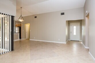 9141 Gettysburg Rd in Boca Raton, FL - Building Photo - Building Photo