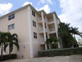 268 Lewis Cir in Punta Gorda, FL - Building Photo