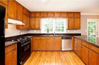 727 Scott Cir in Decatur, GA - Building Photo - Building Photo