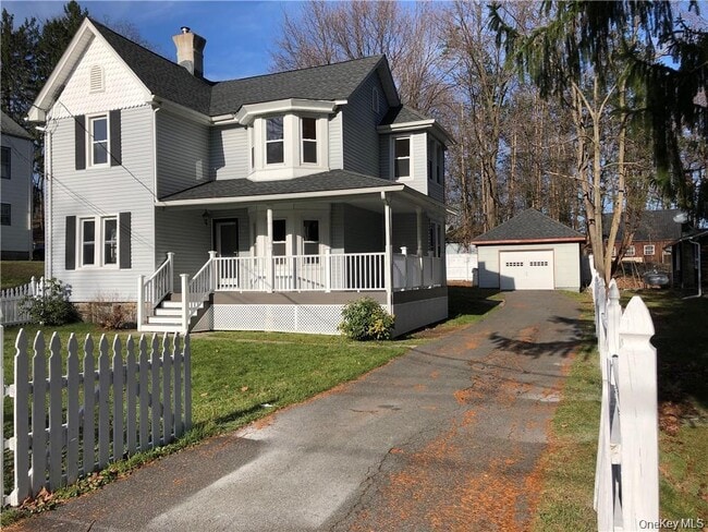 property at 4 Edgewood Dr