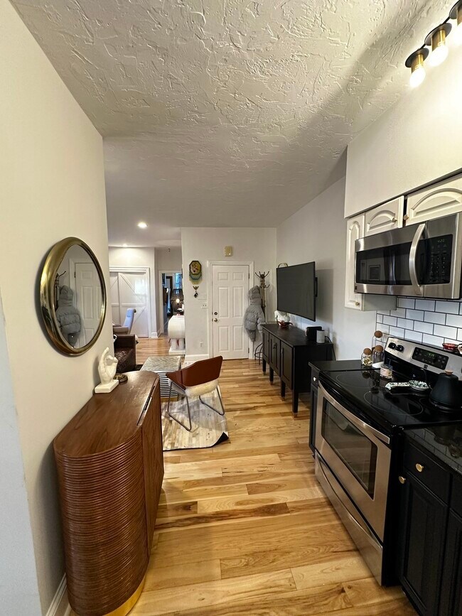 property at 48 Mercer St