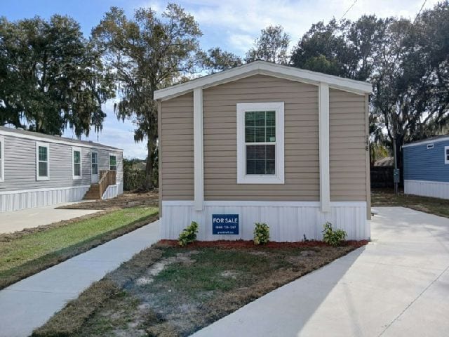 2166 Greenbrier Village Loop