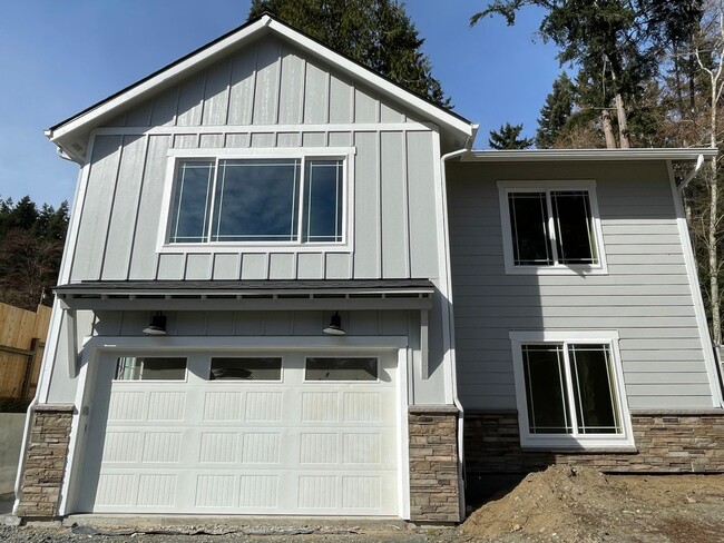 4391 S Walden Loop in Greenbank, WA - Building Photo - Building Photo