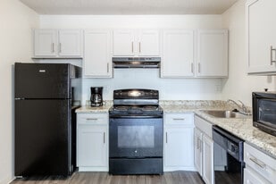 Pines at Southmoor Apartments in Greeley, CO - Building Photo