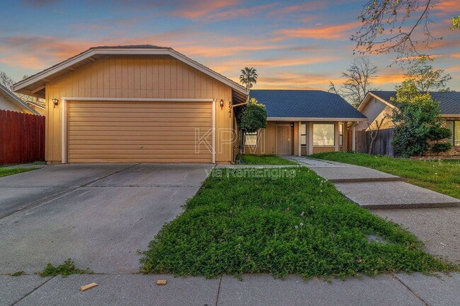 property at 8941 Blue Fox Way